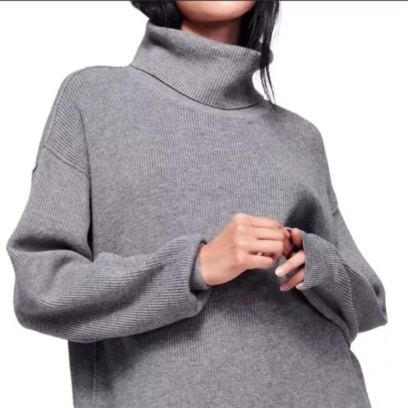 Free People Sweaters - Free People slouchy tunic turtleneck gray small